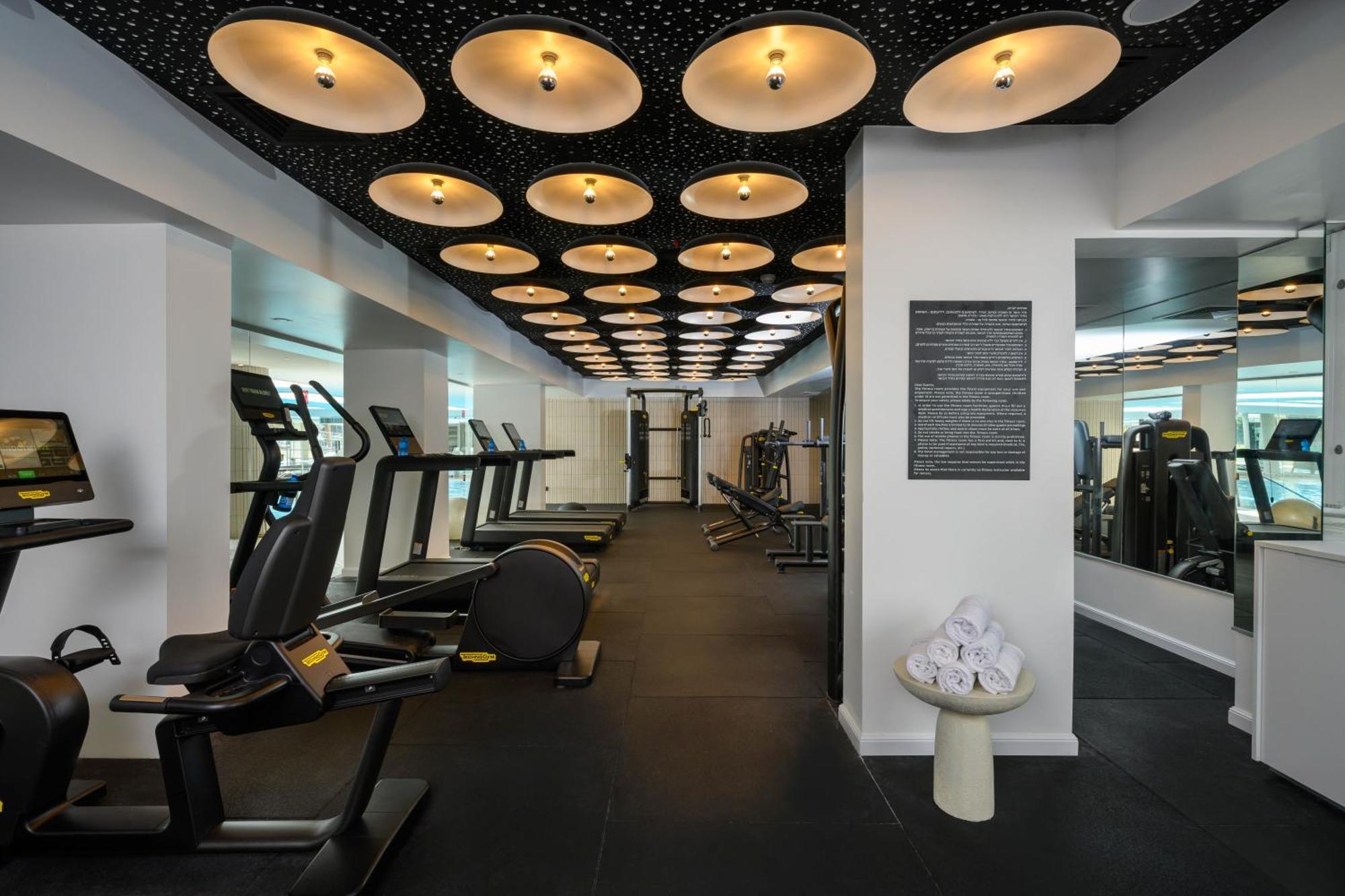 Leonardo Plaza Hotel 4*