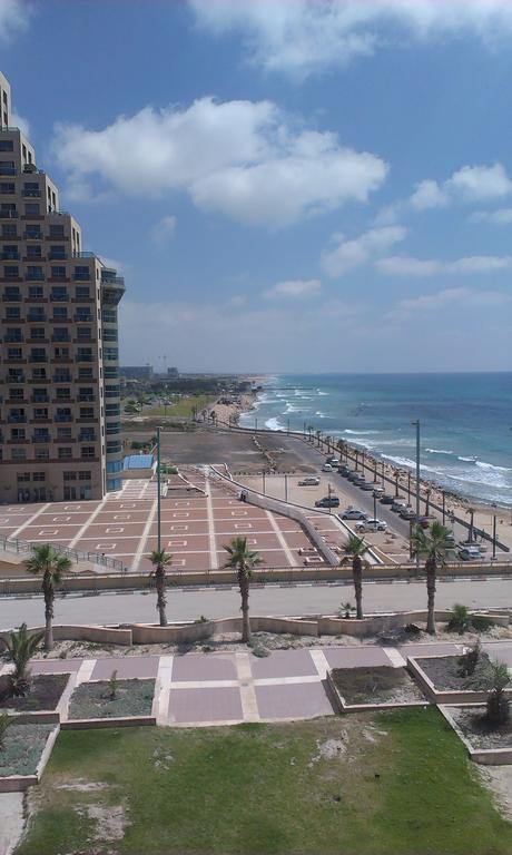 Hotel Leonardo Plaza 4*