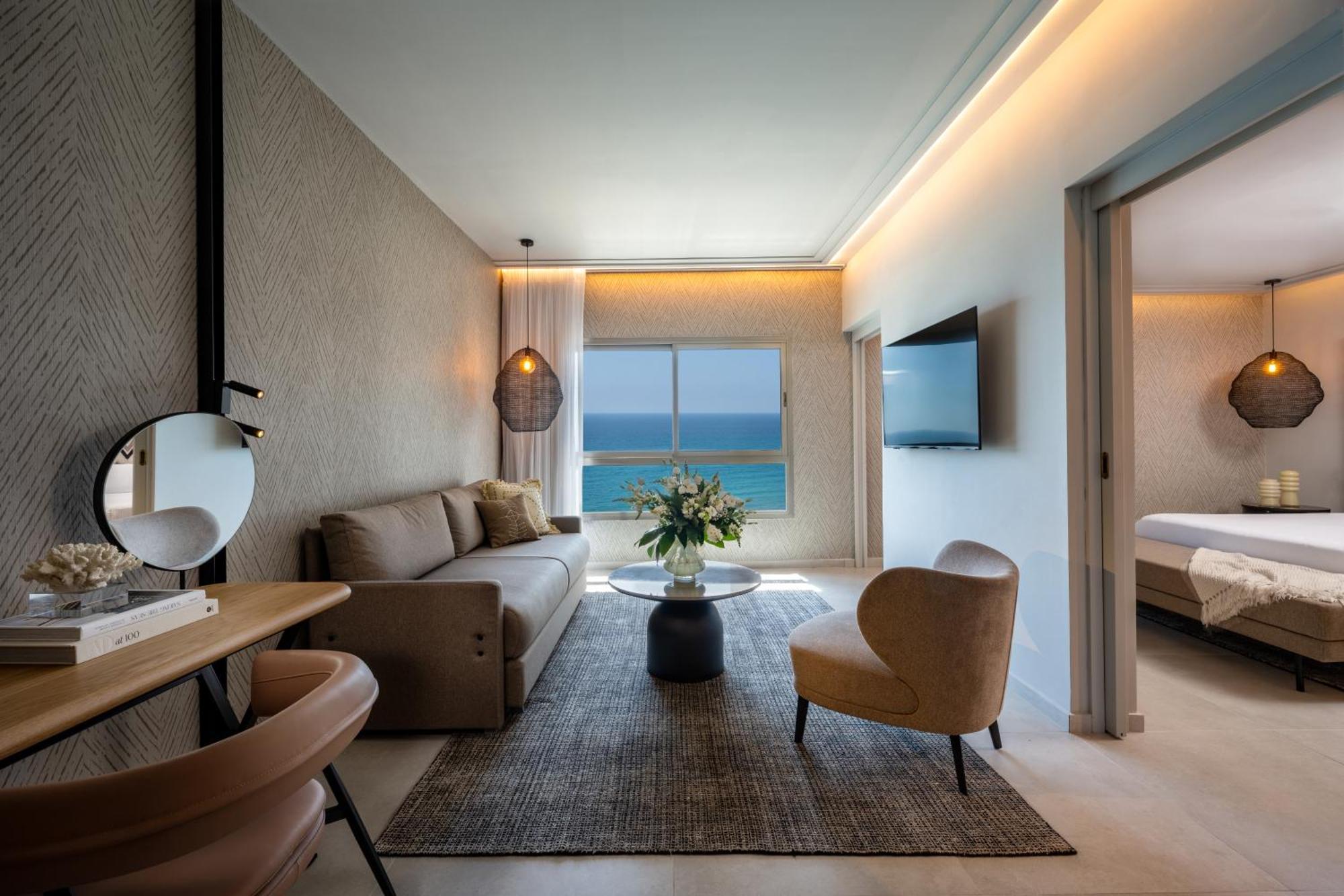 Leonardo Plaza Hotel 4*