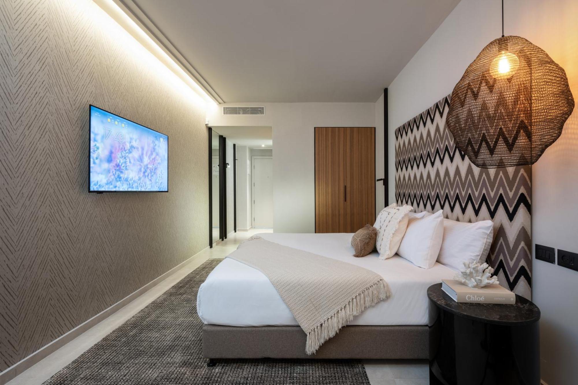 Hotel Leonardo Plaza 4*